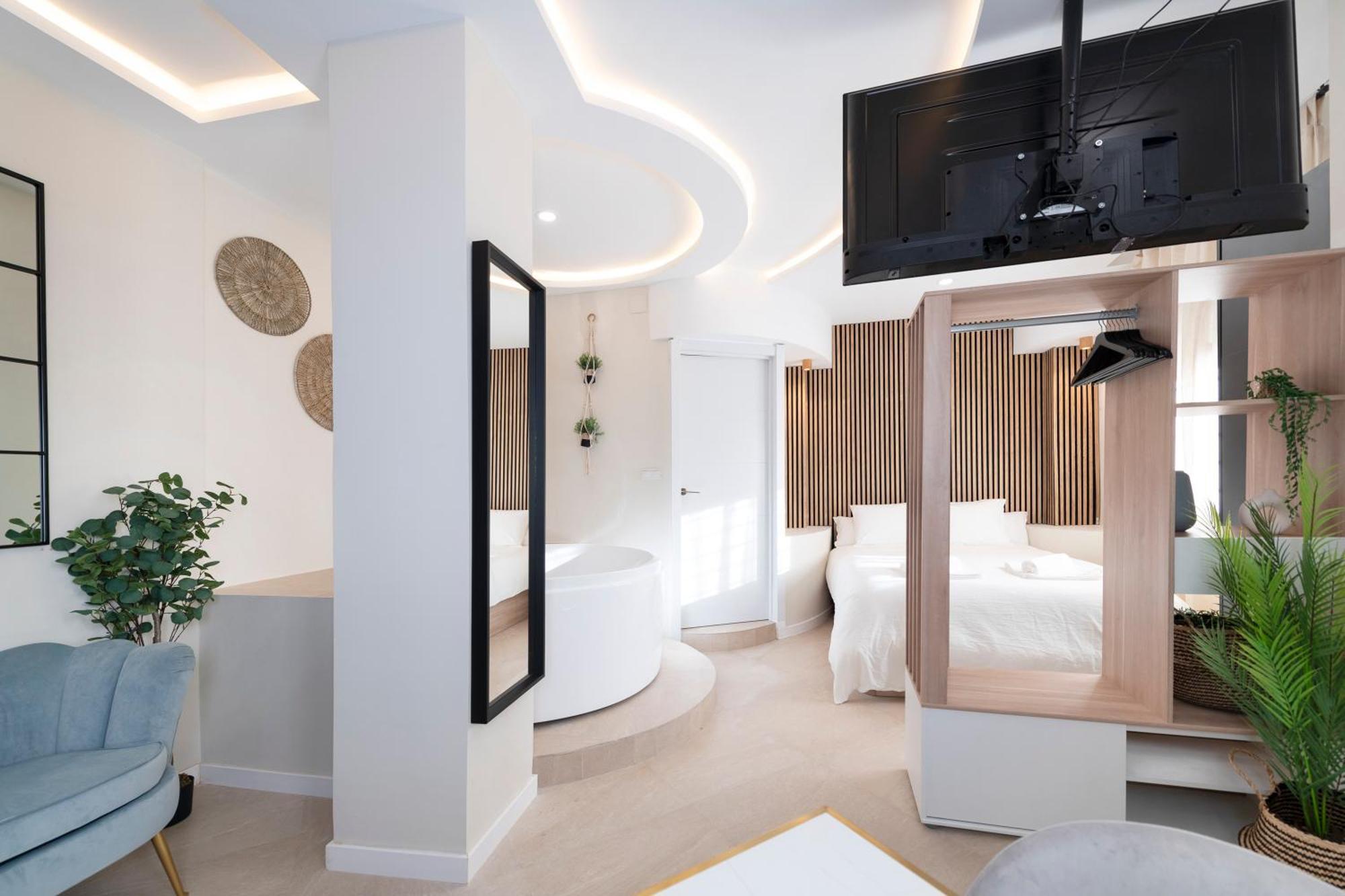 شقة Malaga Boutique V.V Luxury Jacuzzy المظهر الخارجي الصورة